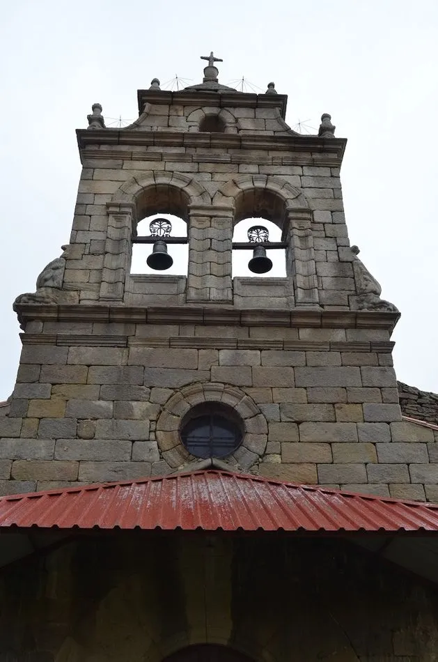 Foto 5 - La Cofrad&iacute;a de San Crist&oacute;bal acomete la limpieza de la ermita de Nuestra Se&ntilde;ora del &Aacute;rbol en...