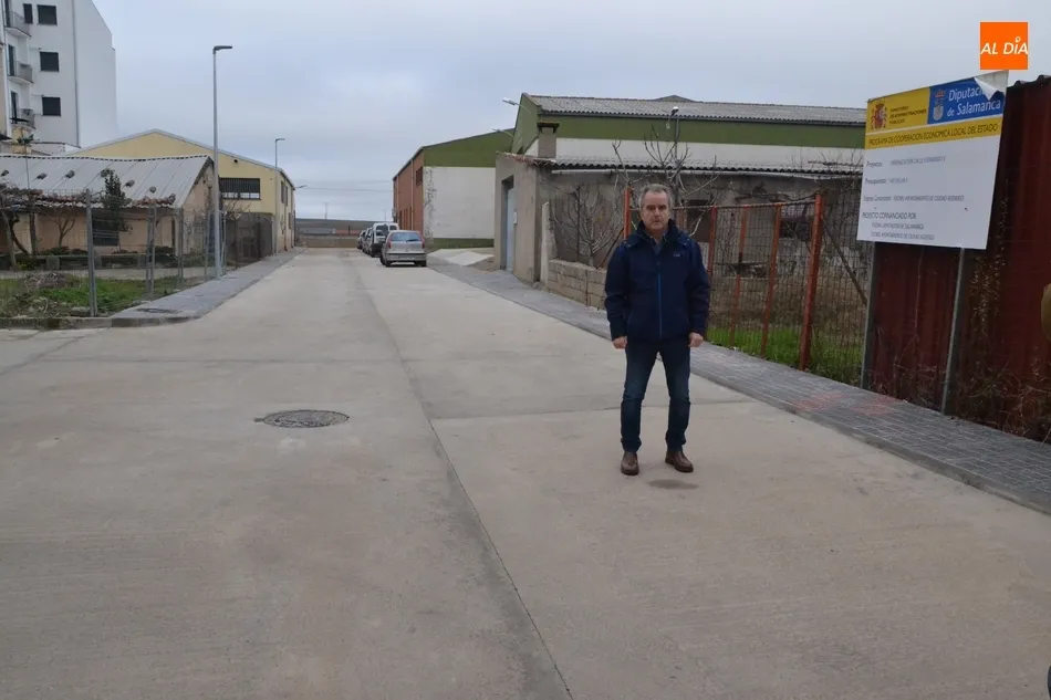 Foto 6 - La calle Fernando II dice adi&oacute;s a la tierra y a las piedras gracias a una inversi&oacute;n de 145.000&euro; ...