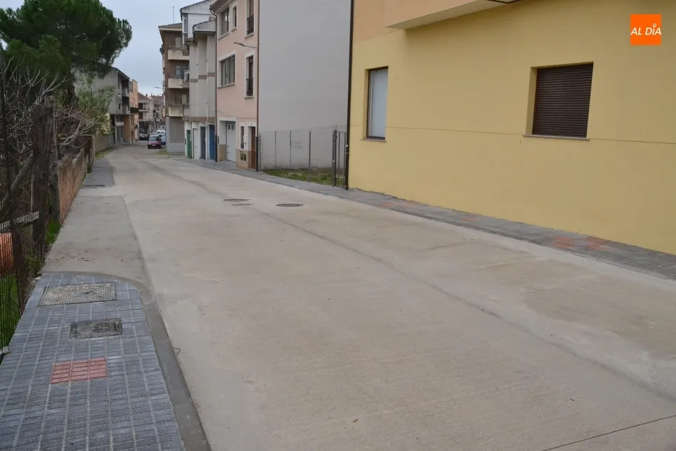 Foto 5 - La calle Fernando II dice adi&oacute;s a la tierra y a las piedras gracias a una inversi&oacute;n de 145.000&euro; ...