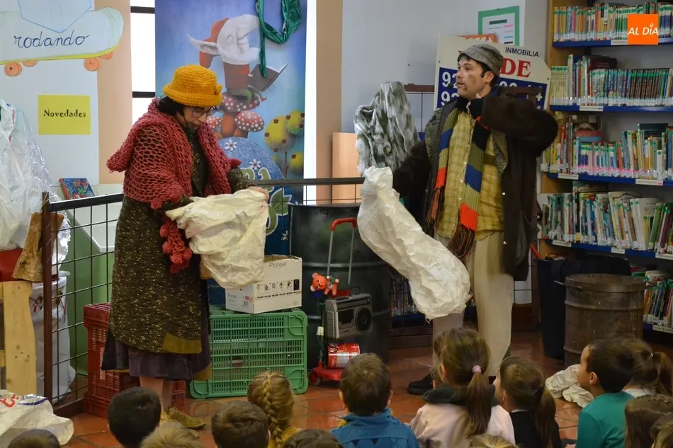 Foto 4 - Los &lsquo;Sue&ntilde;os de Navidad&rsquo; de Kamaru ponen el broche a las Navidades en la Biblio  