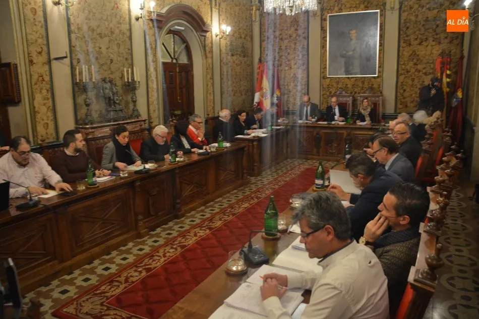 Foto 6 - La Diputaci&oacute;n muestra su apoyo a la caza y a los toros por su &ldquo;contribuci&oacute;n a la econom&iacute;a...