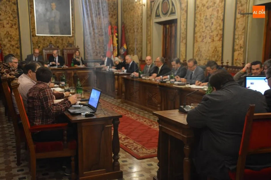 Foto 3 - La Diputaci&oacute;n muestra su apoyo a la caza y a los toros por su &ldquo;contribuci&oacute;n a la econom&iacute;a...