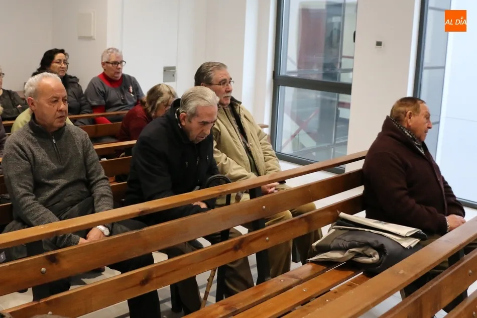 Foto 2 - El equipo de Gobierno aprueba 84.000 euros para devolver lo cobrado por las sepulturas  