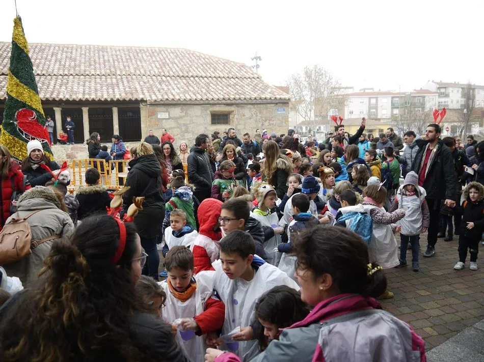 Foto 8 - Los vecinos de Carbajosa disfrutan de la Nochevieja anticipada