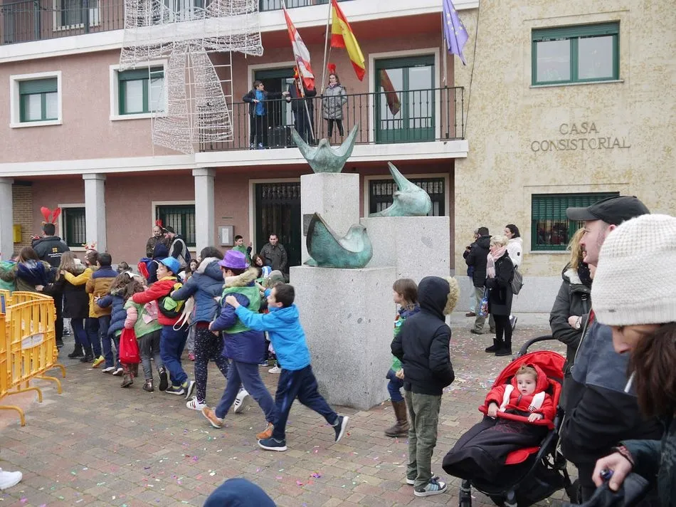 Foto 4 - Los vecinos de Carbajosa disfrutan de la Nochevieja anticipada