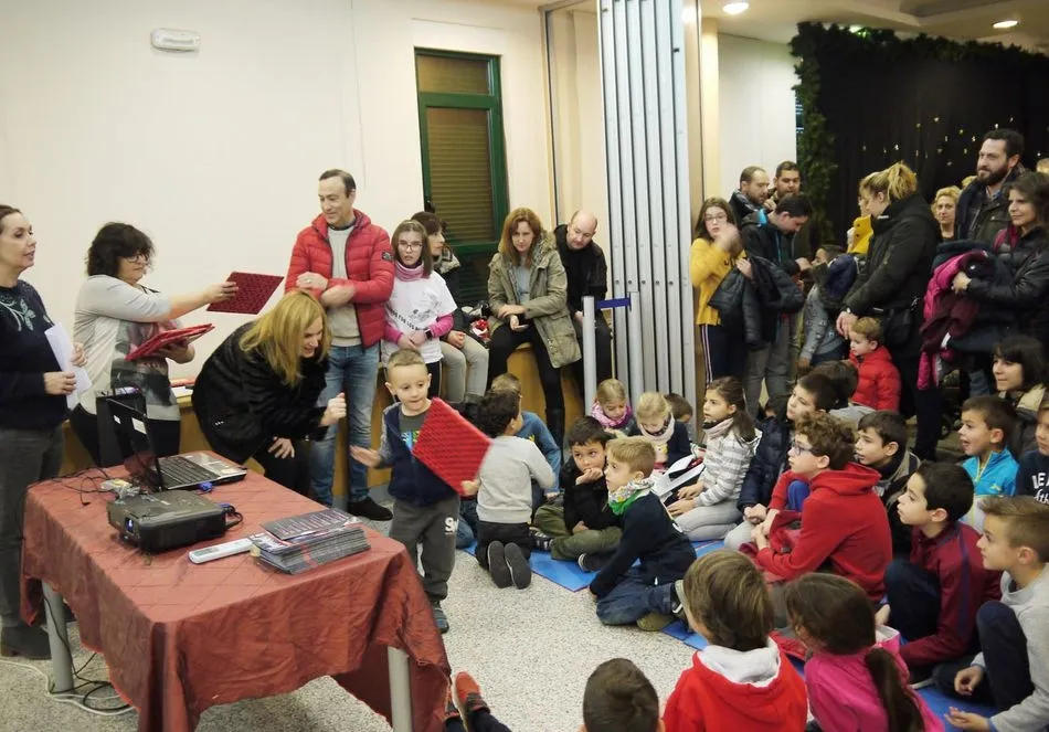 Foto 6 - Carbajosa entrega los premios del Certamen &lsquo;Narraciones de Navidad&rsquo;
