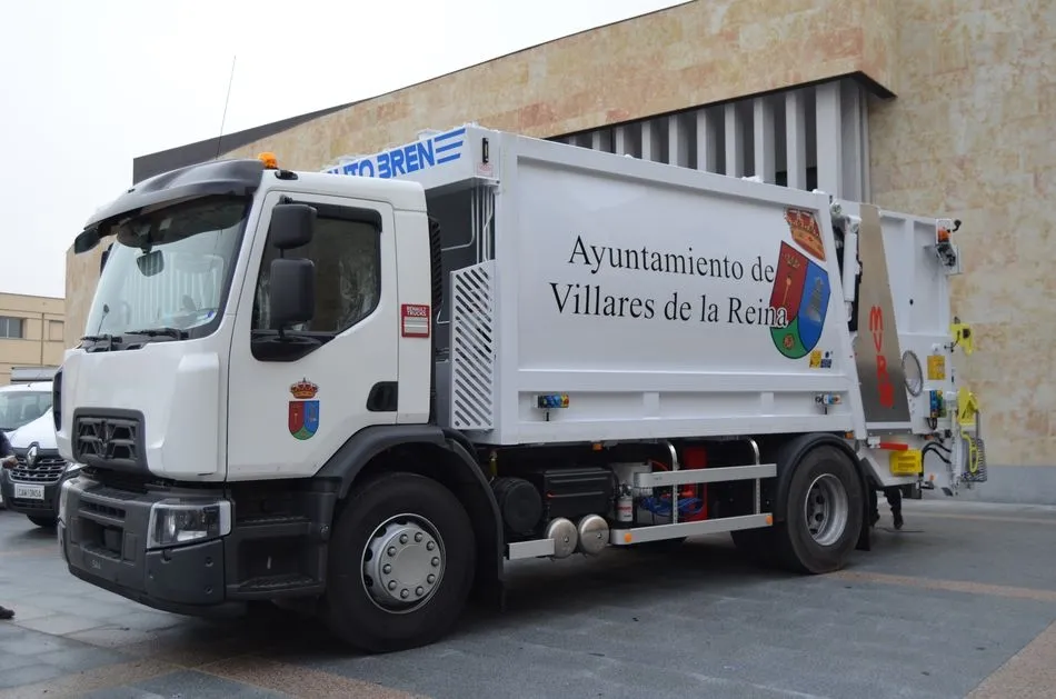 Foto 5 - El Ayuntamiento de Villares adquiere nuevos veh&iacute;culos y equipos para la recogida de residuos y...