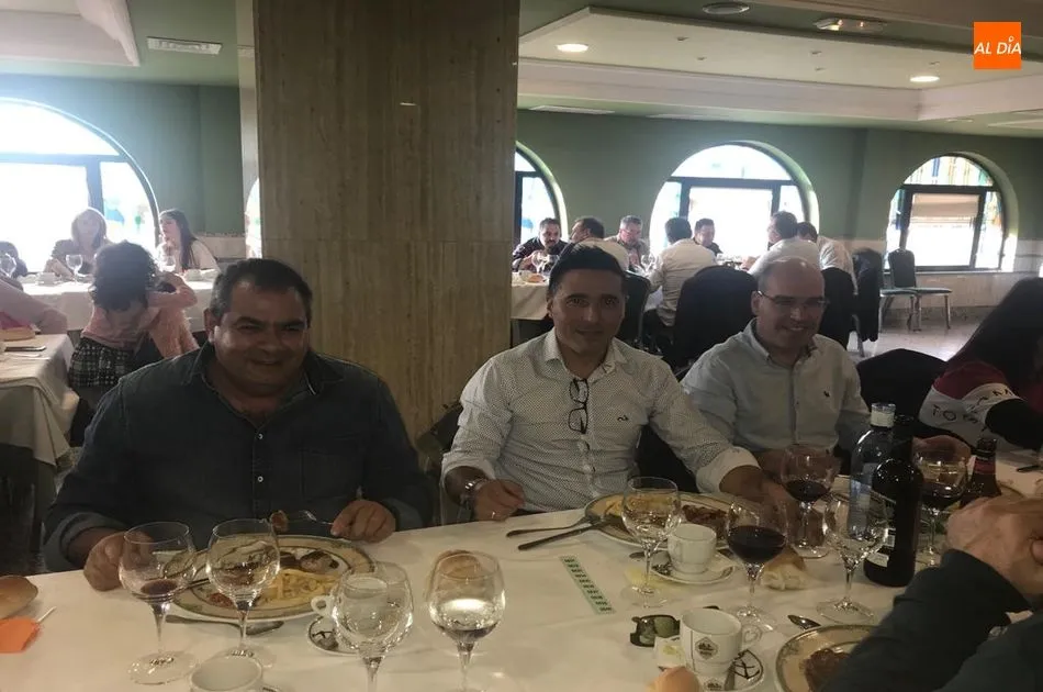 Foto 8 - Comida de Navidad del Alba de Tormes CF