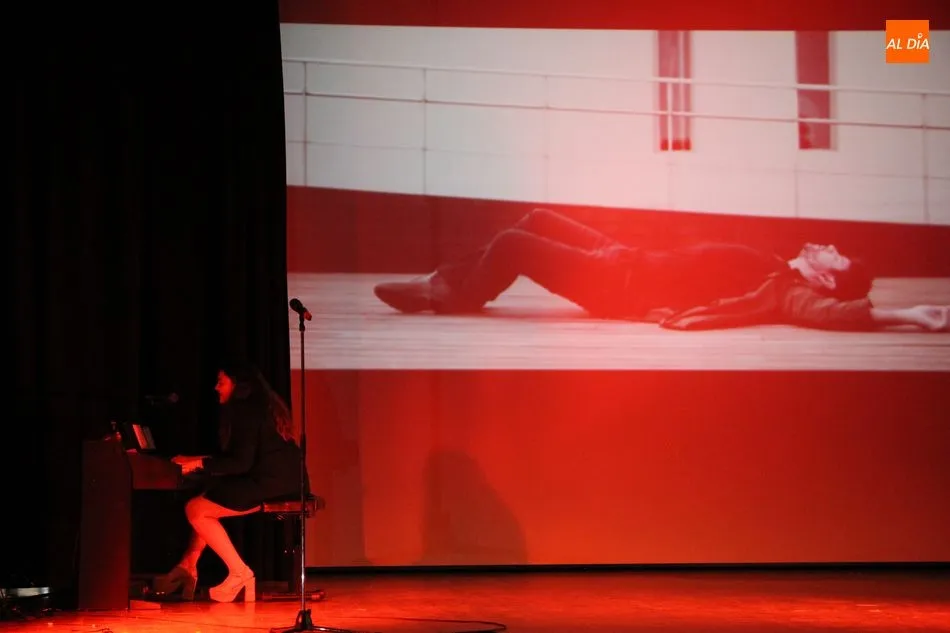 Foto 2 - Vitigudino responde en la gran gala musical a beneficio de la Asociaci&oacute;n Plaza Mayor  