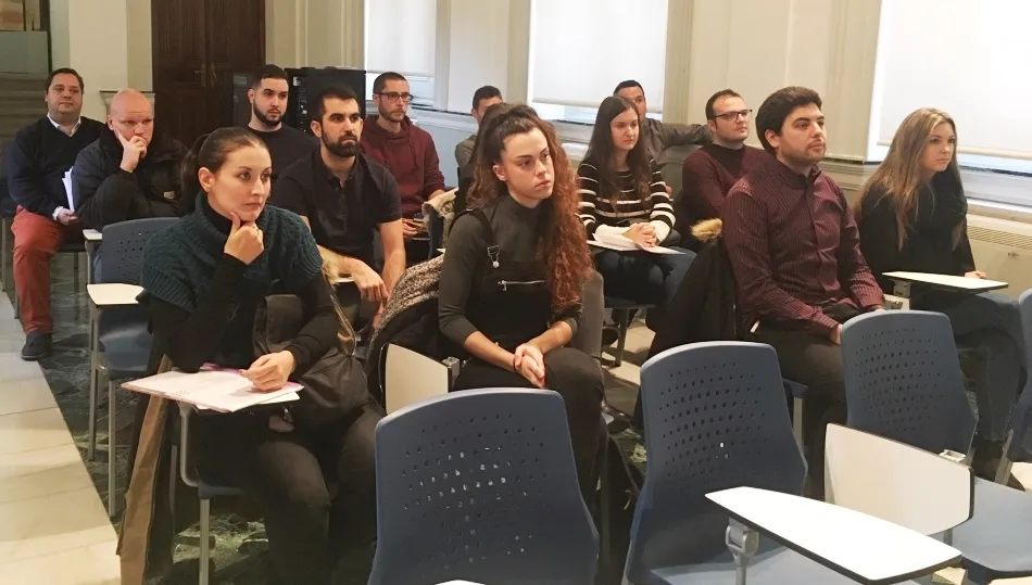 Foto 2 - La Diputaci&oacute;n contrata a 13 trabajadores procedentes del Fondo de Garant&iacute;a Juvenil  