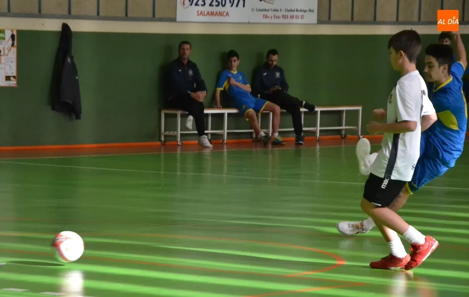 Foto 11 - Marat&oacute;n de f&uacute;tbol sala en Conde de Fox&aacute; para despedir el 2018  