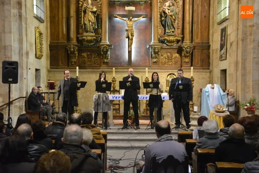 Foto 3 - Vocalis deslumbra en la iglesia del Carmen con su concierto navide&ntilde;o  