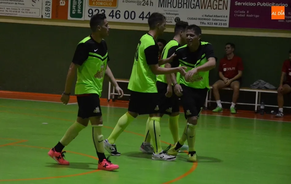 Foto 7 - &Eacute;pico desenlace del 3&ordm; Torneo de ARCIU en una apasionante sesi&oacute;n de finales