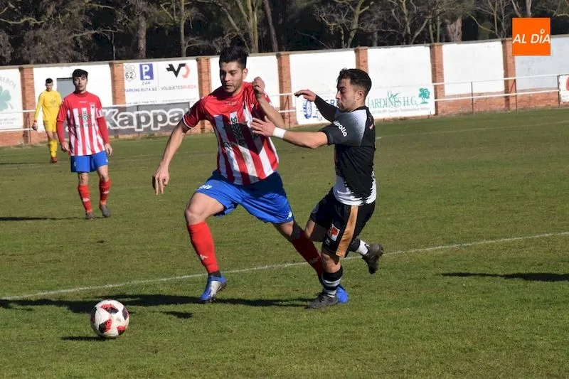 Foto 6 - Unionistas no baja el ritmo en su amistoso ante el Atl&eacute;tico Tordesillas (2-3)