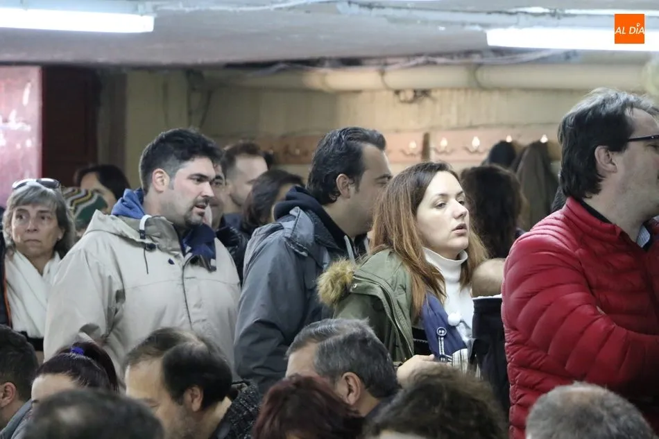 Foto 7 - Navidad solidaria en Aldead&aacute;vila con casi 300 platos de paella  