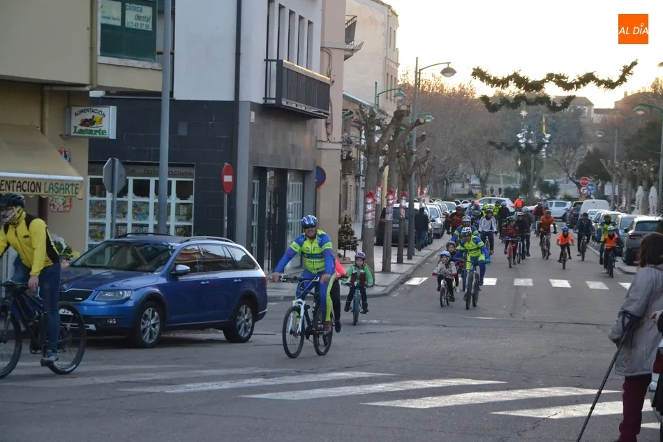 Foto 11 - El a&ntilde;o deportivo se cierra con una novedosa KDD ciclista en plan familiar  