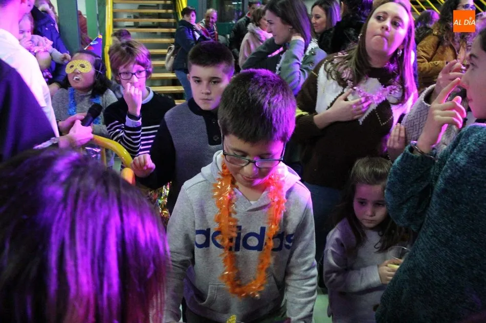 Foto 10 - Los m&aacute;s peque&ntilde;os de Vitigudino viven con intensidad la llegada de 2019 en la Nochevieja infantil  