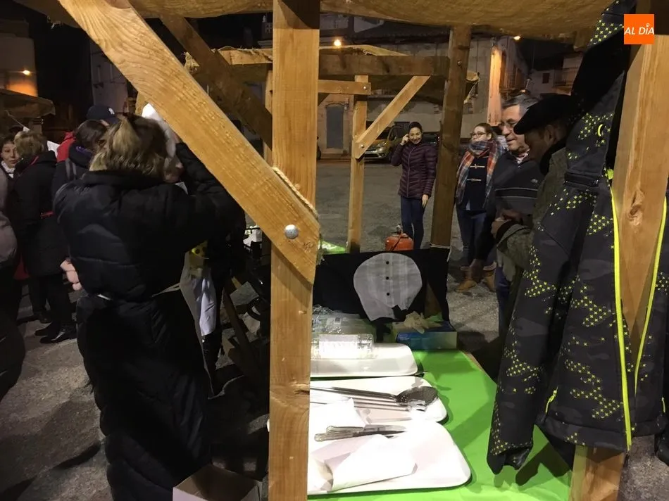 Foto 10 - En Villarino recuperan el bel&eacute;n viviente por Navidad
