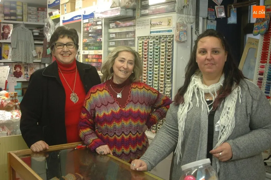 Foto 4 - La Mercer&iacute;a Amparo cambia de manos tras 38 a&ntilde;os de excelente servicio al p&uacute;blico en Vitigudino  