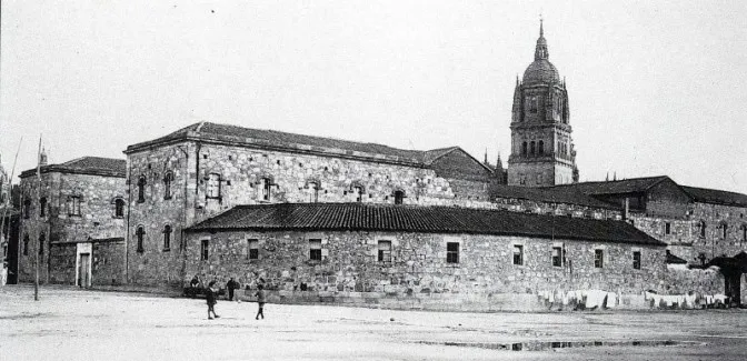 La plaza de la Merced, en el corazón de la Salamanca académica