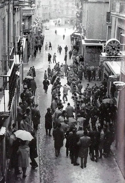 Foto 4 - La calle Toro, que antes fue la de los Herreros, el Doctor Riesco y el General&iacute;simo Franco