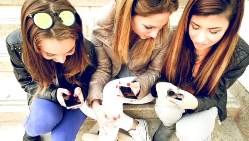 Las tres condiciones que definen una adicción son el uso problemático, síntomas de abstinencia y problemas de tolerancia asociadas al uso del móvil