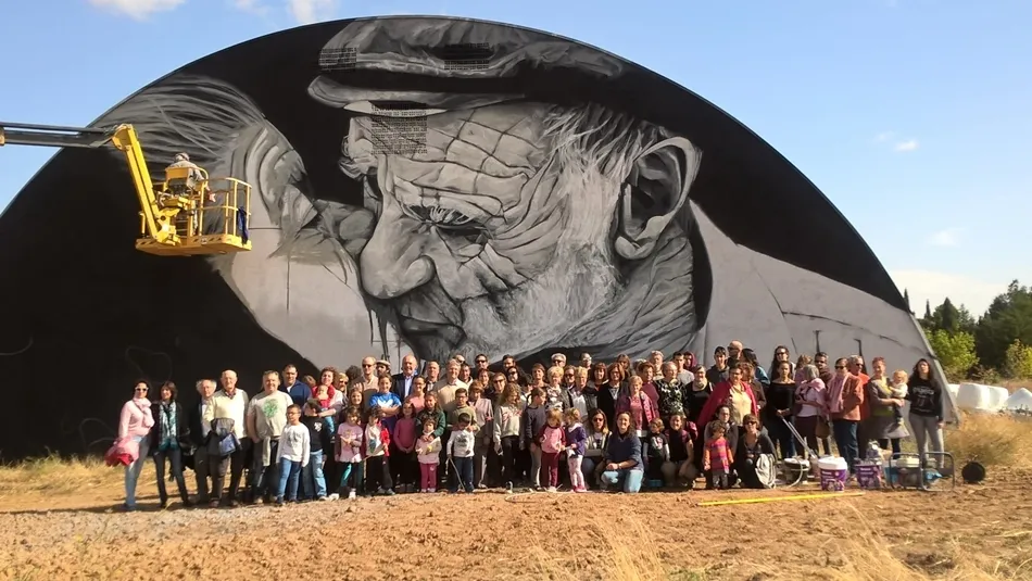 Foto 6 - El arte mural se impone como atractivo para recorrer la comarca