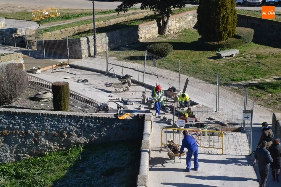 Foto 5 - Las obras de la R&uacute;a del Sol encaran su &lsquo;recta final&rsquo; a la espera de solventar las...