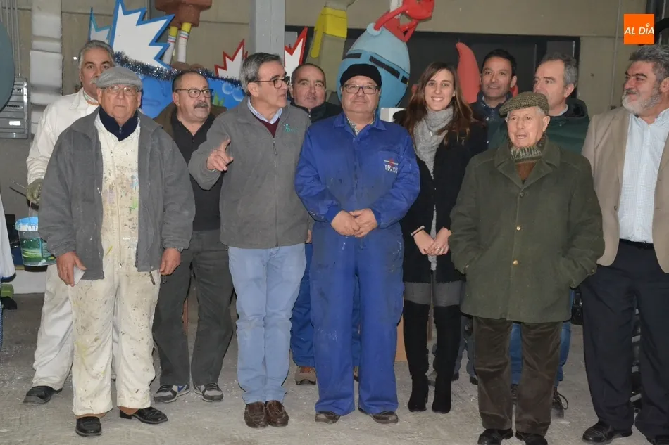 Foto 4 - Los Amigos de la Ilusi&oacute;n ultiman la Cabalgata, de cuya 1&ordf; edici&oacute;n tras la Guerra se cumplen 60...