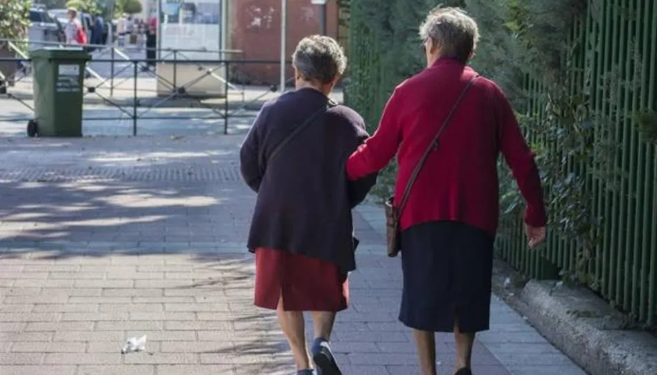 Las mujeres suponen el 50,7% de la población de Castilla y León y superan al número de hombres en 36.438