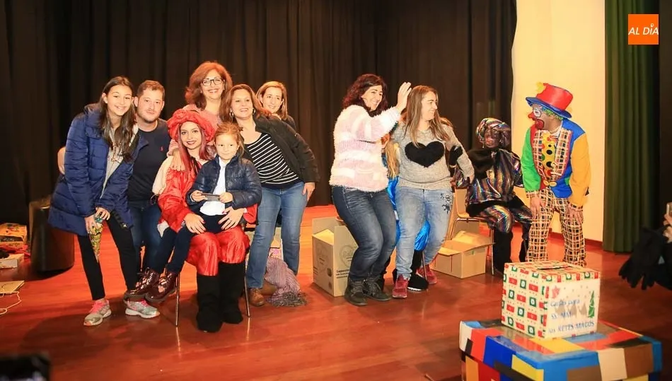 Los más pequeños recibieron la visita de los pajes