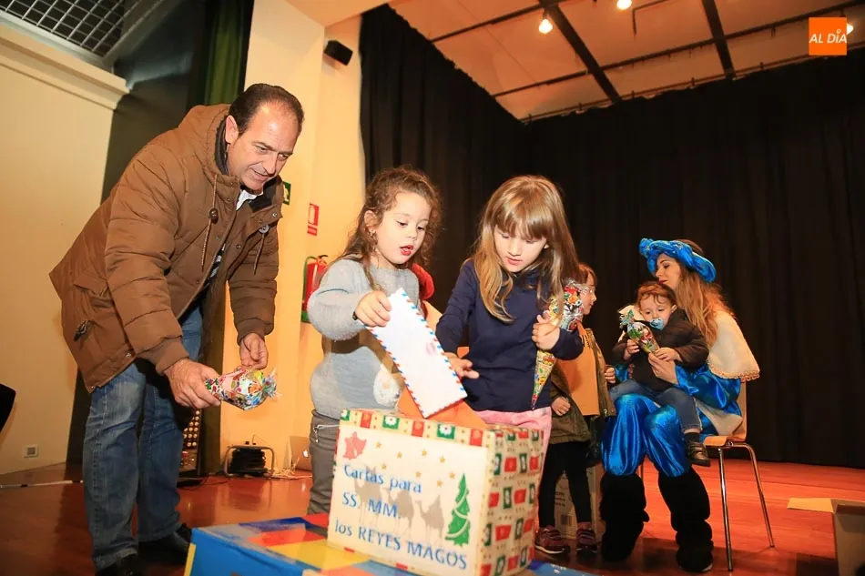Foto 7 - La Asociaci&oacute;n de Vecinos Munibar organiza una tarde actividades para los m&aacute;s peque&ntilde;os