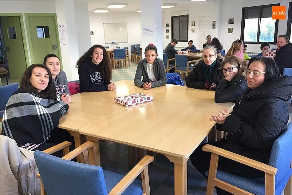 Foto 6 - Buena participaci&oacute;n y mejor ambiente en el II Concurso Navipuzzle celebrado en Villarino  