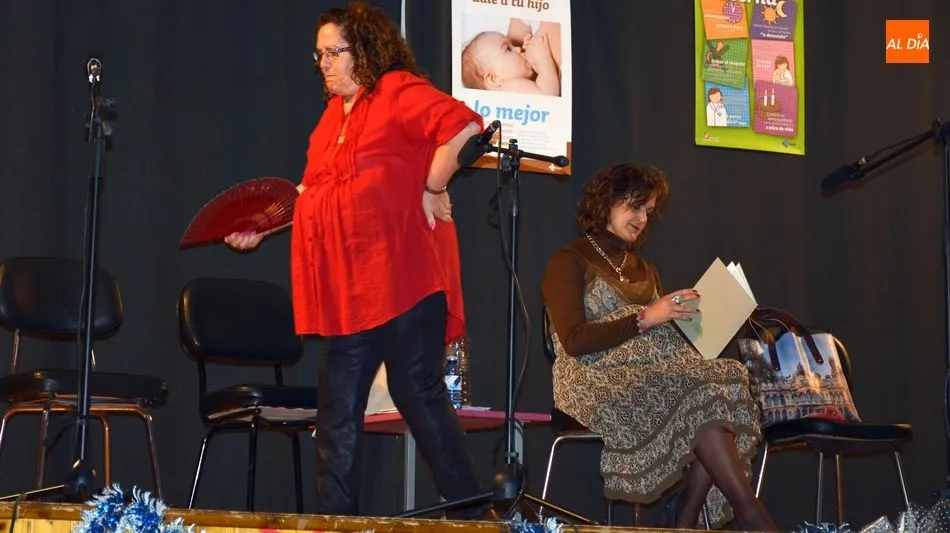 Foto 4 - M&uacute;sica, gimnasia y teatro en una gran velada solidaria de la asociaci&oacute;n de mujeres Villa de...