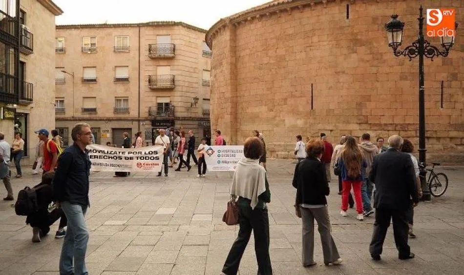 Imagen de uno de los Círculos del Silencio de Cáritas en Salamanca