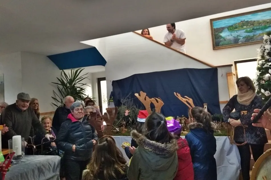 Foto 5 - Aguinaldo solidario de los ni&ntilde;os de Ledesma con Pyfano