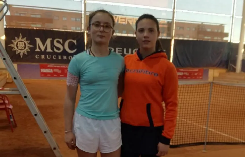 Carolina Benito sigue adelante en el TTK Warriors con una victoria en el super tie-break  