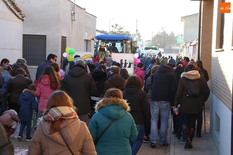 Foto 7 - La magia de los Reyes Magos inunda Babilafuente