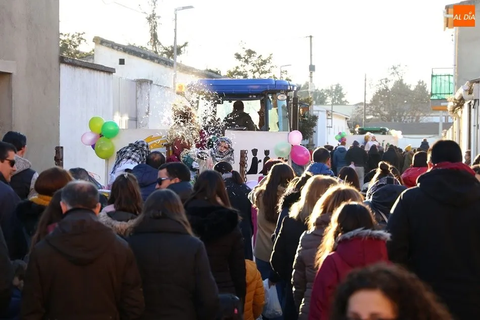 Foto 2 - La magia de los Reyes Magos inunda Babilafuente