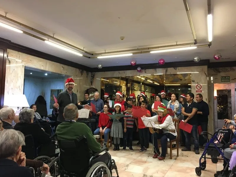 Foto 5 - La visita de los Reyes Magos pone el broche de oro a la Navidad en la residencia de Arapiles  