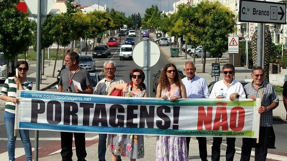 ¿Los turistas españoles comenzarán a venir en camión a Portugal?  