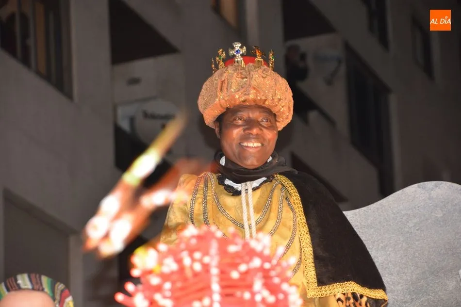 Foto 10 - Los&nbsp;Reyes Magos&nbsp;de Oriente regresan a Salamanca arropados por una multitud de j&oacute;venes y adultos  
