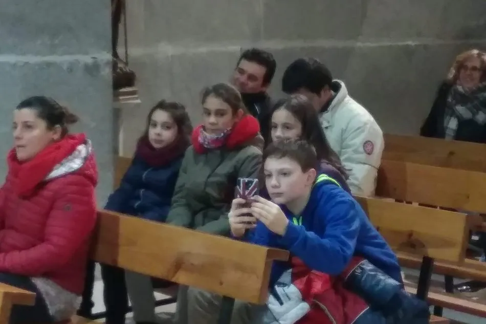 Foto 6 - Los Reyes de Oriente tambi&eacute;n dejan sus regalos en Peralejos de Abajo  