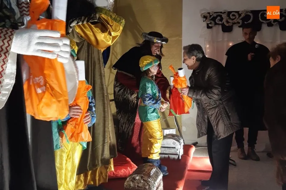Foto 10 - Melchor, Gaspar y Baltasar llenan de ilusi&oacute;n&nbsp;Zarza de Pumareda  