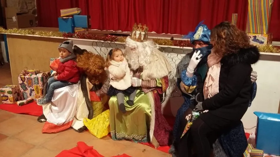 Foto 4 - Las calles de Cip&eacute;rez rebosan de alegr&iacute;a con la llegada de los Reyes Magos  
