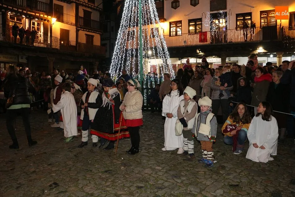 Foto 6 - La Sierra de Francia recibe la visita de los Reyes Magos