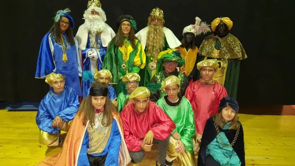 Los jóvenes guían a los Magos en su estancia en Sancti-Spíritus  