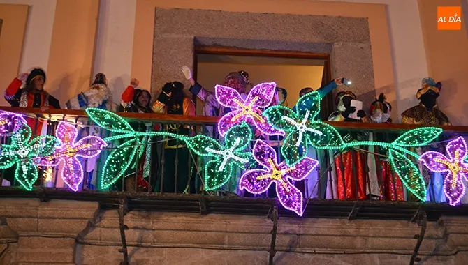 Melchor, Gaspar y Baltasar ofrecían un sentido mensaje desde el balcón del CDS