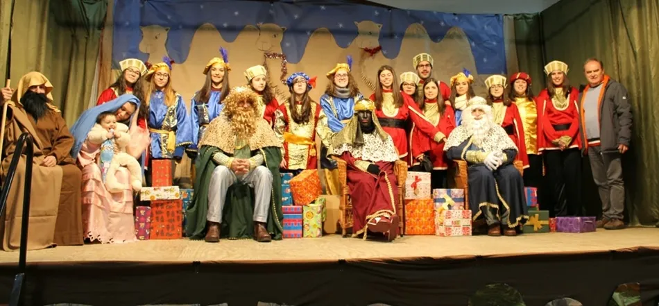 Los Reyes Magos atendieron a los niños en el Multiusos