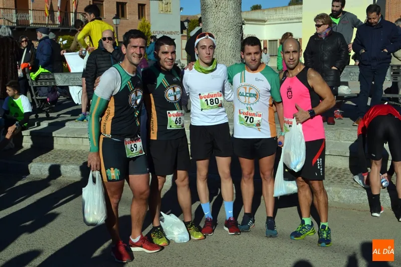 Foto 6 - Juan Bueno y Mar&iacute;a Mercedes Pila coronan la VII Carrera del Rosc&oacute;n de Paradinas